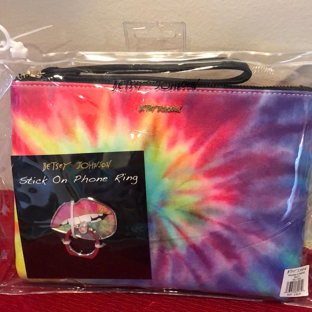 NWT Betsey Johnson Phone a Friend Wristlet